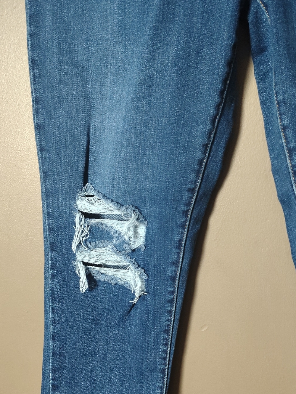 Levi's 721 High Rise Skinny Ankle Jeans Distressed Size 31 - Picture 5 of 10
